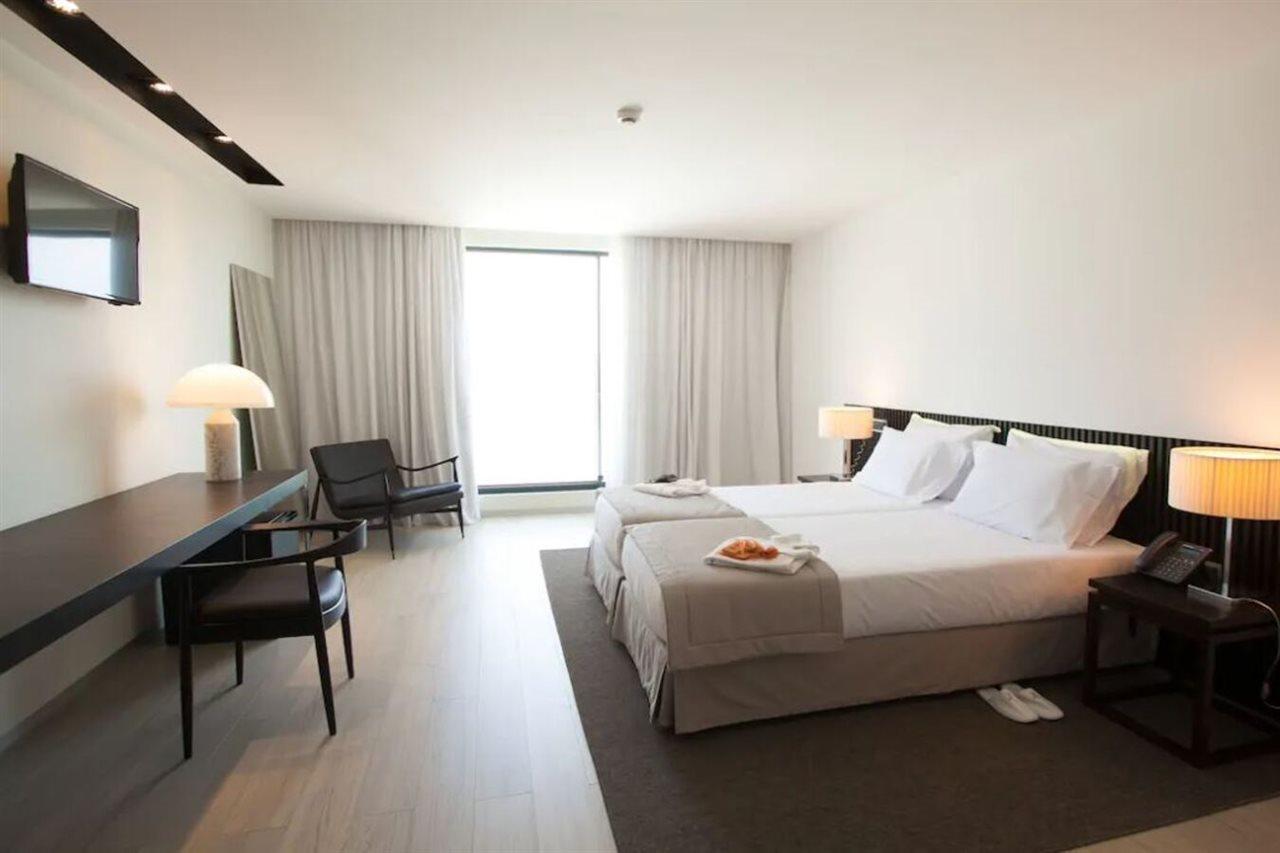 Hotel Perola ปรายา ภายนอก รูปภาพ