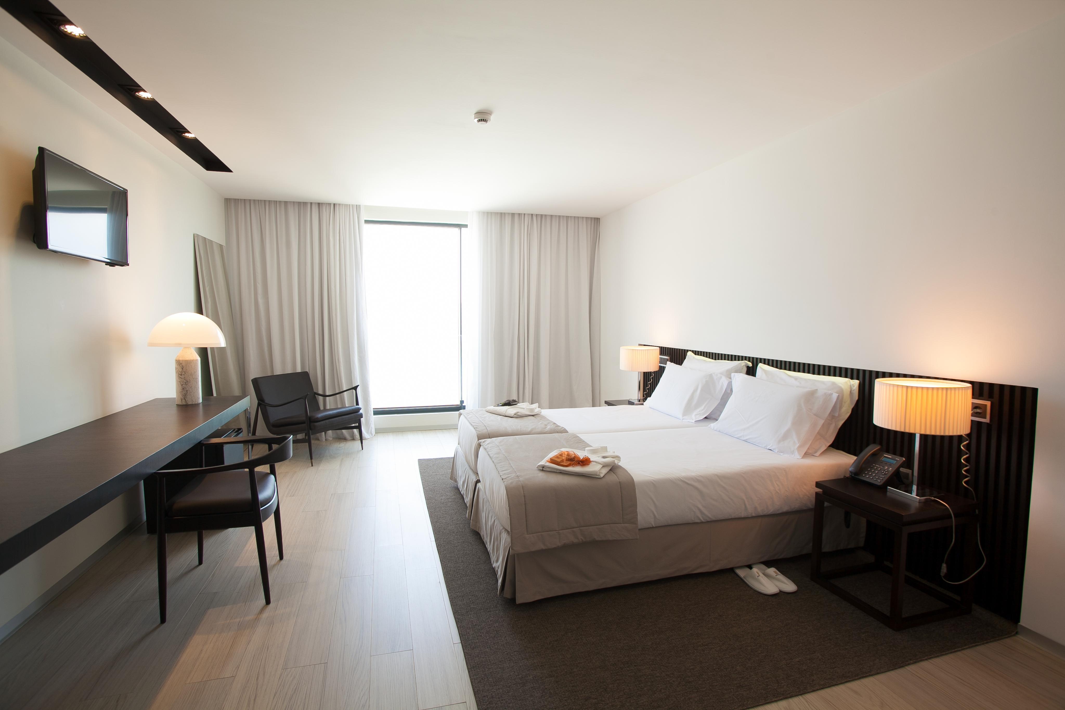 Hotel Perola ปรายา ภายนอก รูปภาพ